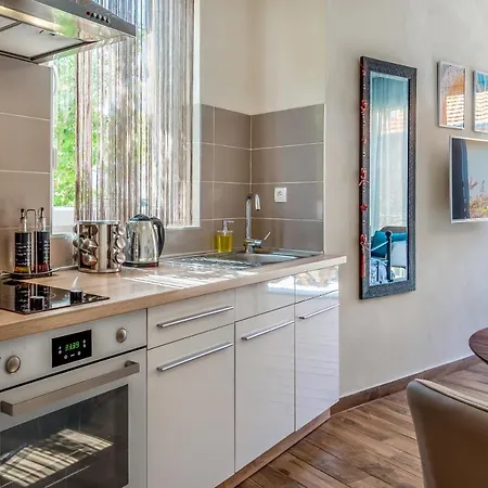 Apartment Stella Mariela