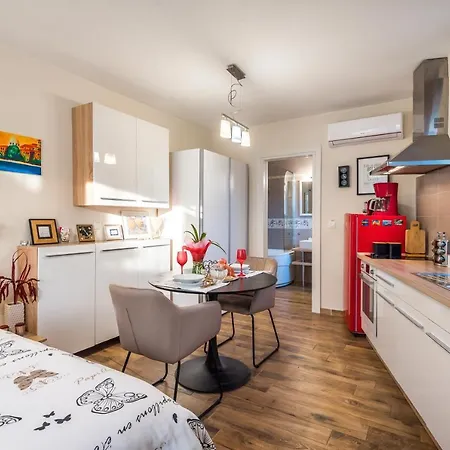 Stella Mariela Apartment *