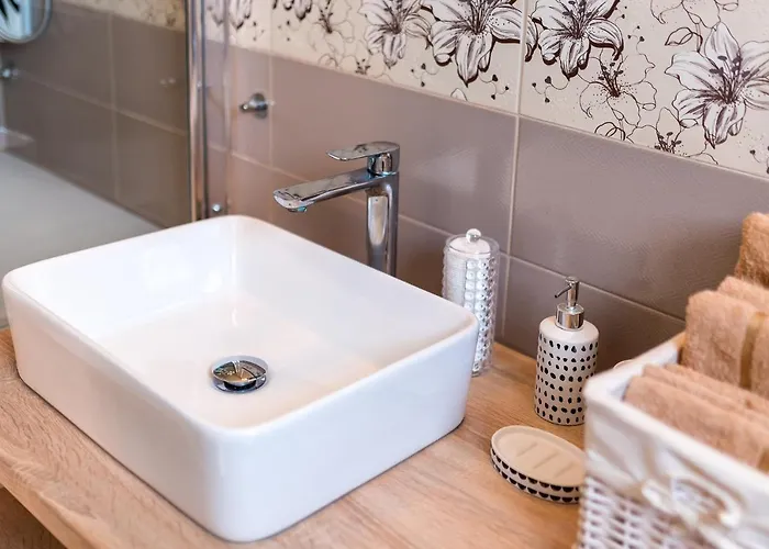 Stella Mariela * שיבניק