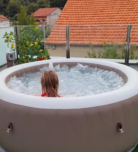 Stella Mariela * שיבניק