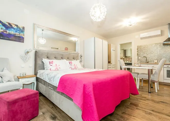 Stella Mariela Sibenik