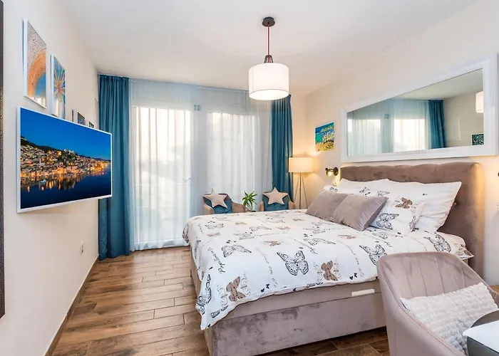 Stella Mariela דירה שיבניק